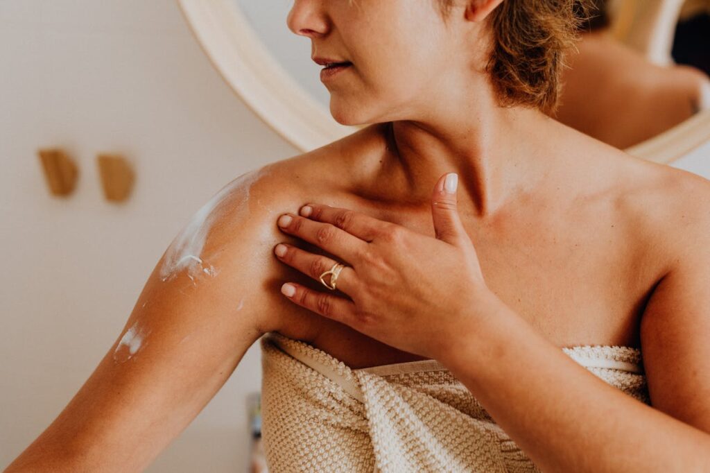 What are the key ingredients in Silky Smooth Body Lotion?