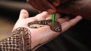 henna cone